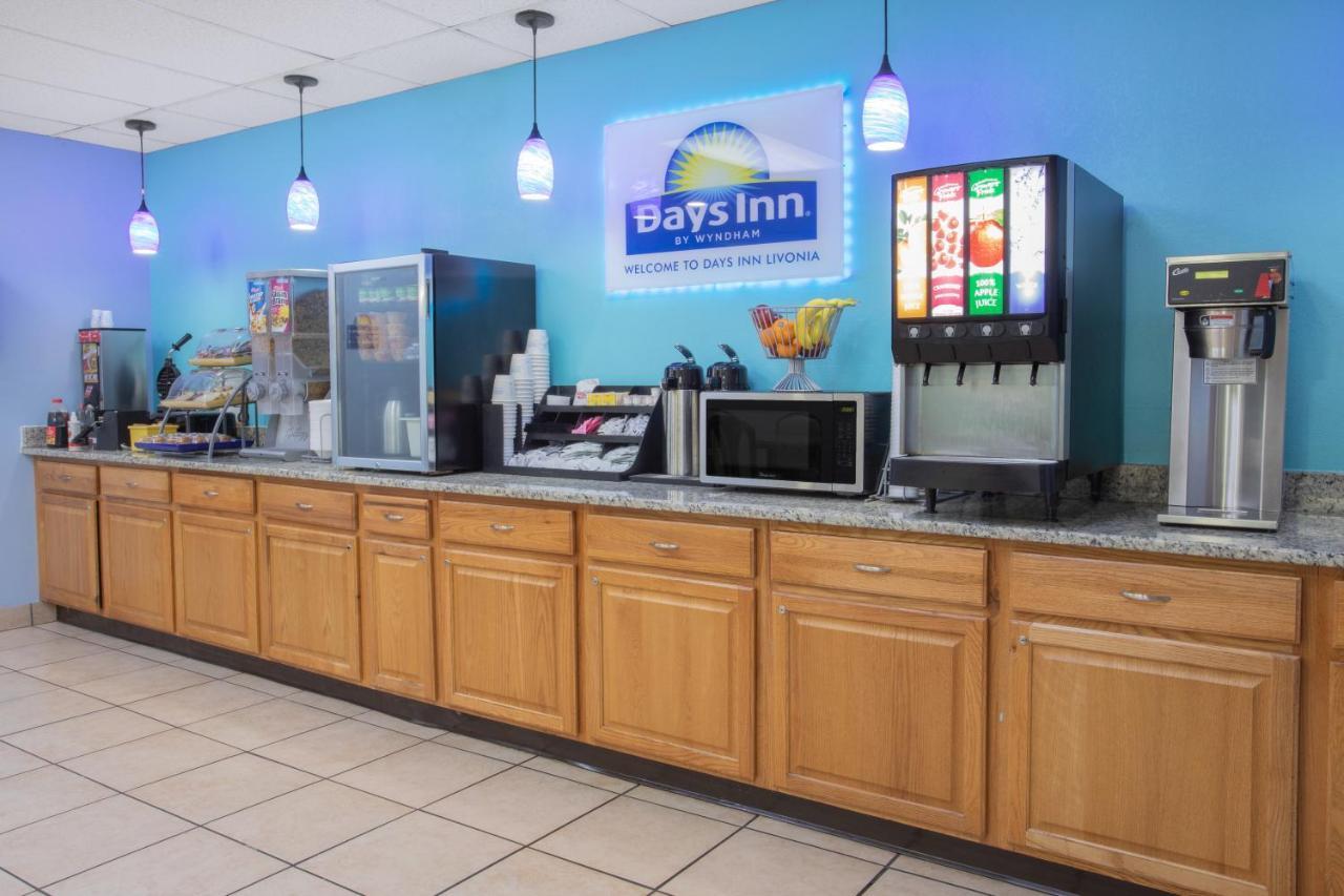 Days Inn By Wyndham Livonia Canton Detroit Екстериор снимка