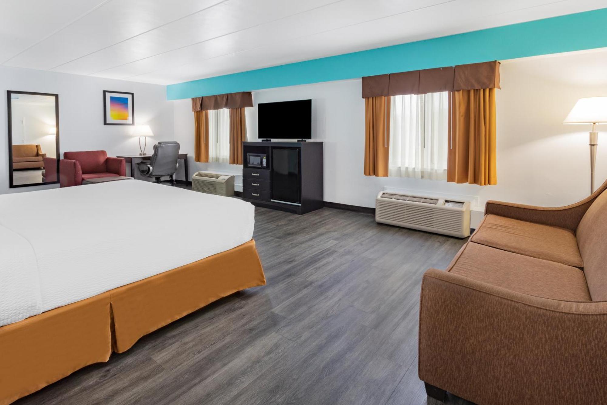 Days Inn By Wyndham Livonia Canton Detroit Стая снимка