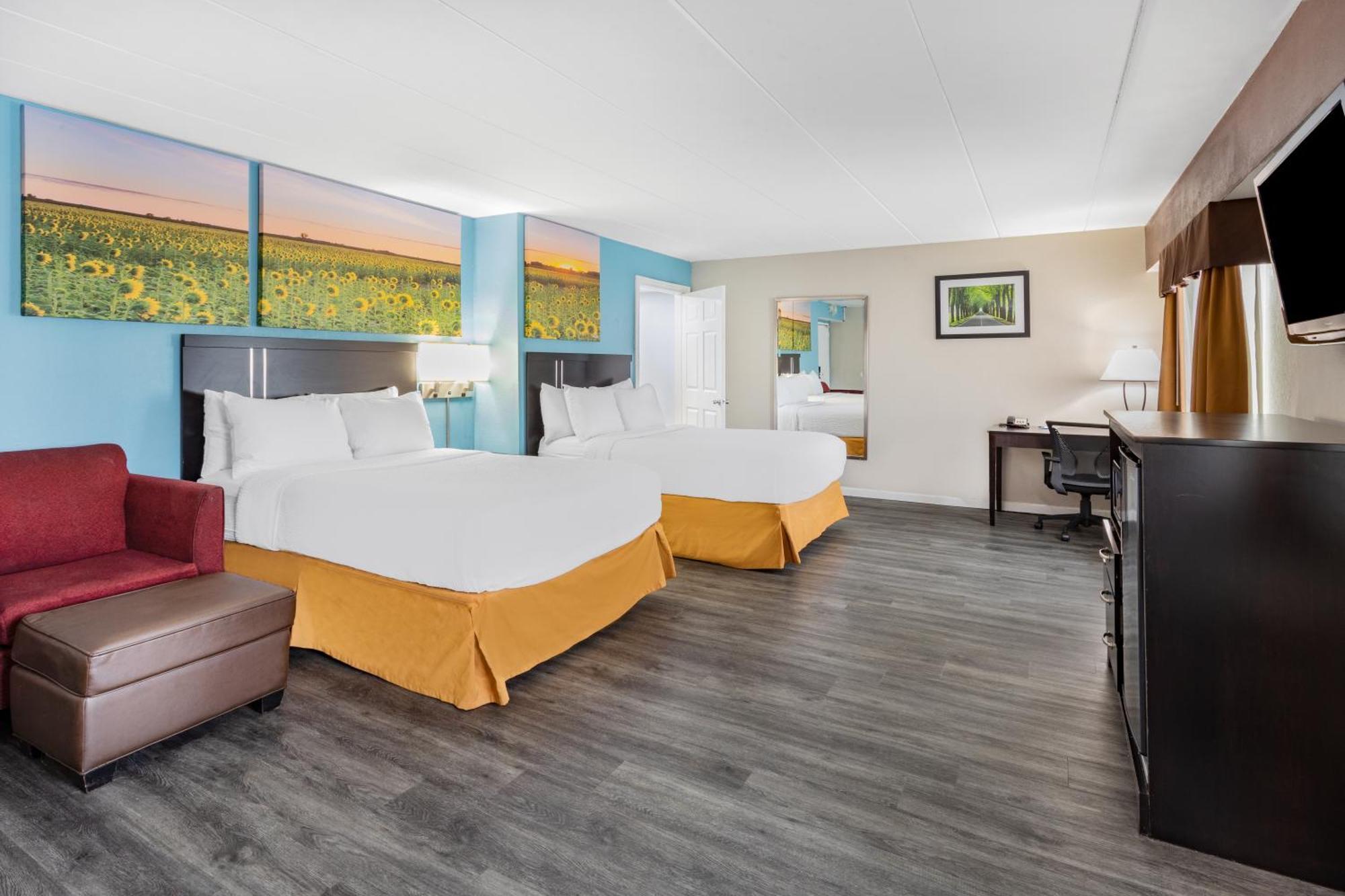 Days Inn By Wyndham Livonia Canton Detroit Стая снимка